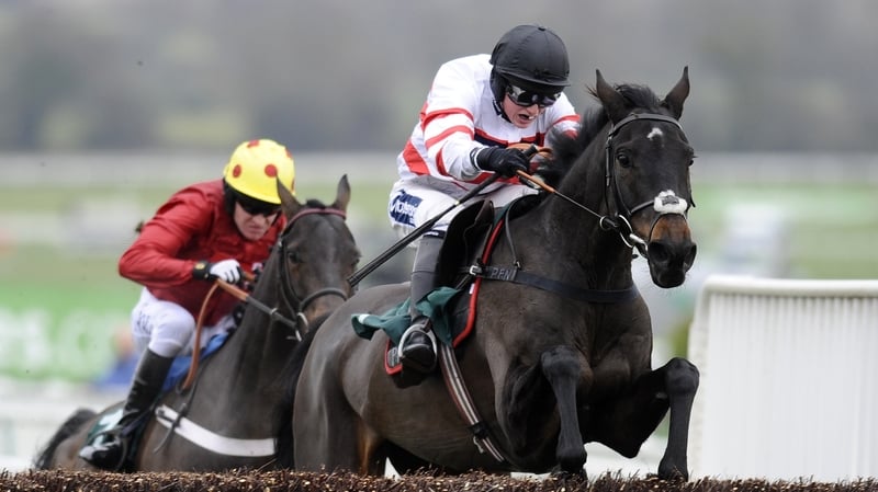 English raider Woolcombe Folly bids to end a losing streak that stretches back to 2010