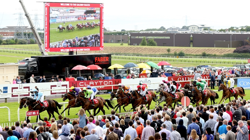 Edeymi wins the Connacht Hotel QR Handicap