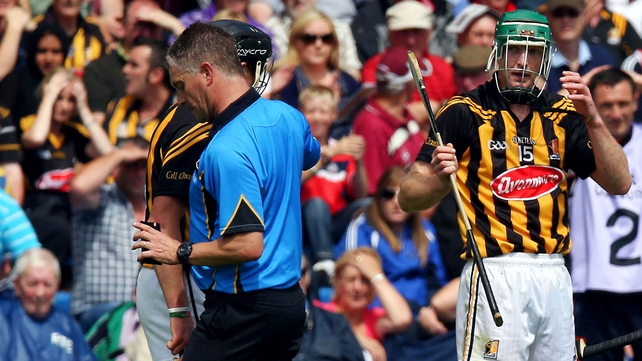 One of the bad days: Shefflin receives a second yellow card and then a red from referee Barry Kelly and is sent off during the SHC quarter-final in 2013