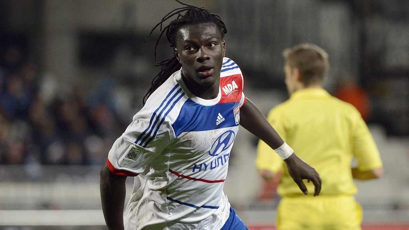 Bafetimbi Gomis may be on the verge of a Newcastle move