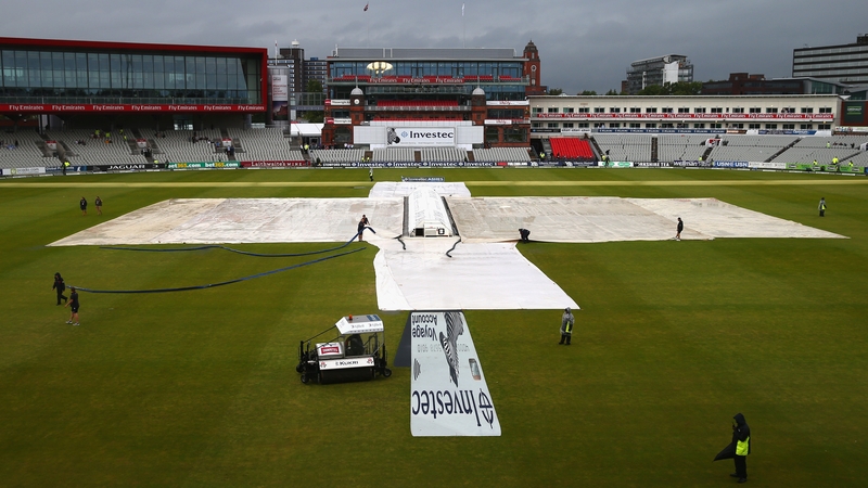 Day four of Third Test ends early