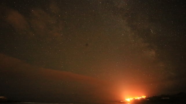 Two meteors appear over Inchydoney strand in Co Cork (Photo by Darren Martin)