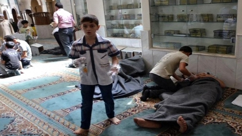 Hundreds killed in attack believed to have been carried out by Assad troops near Damascus