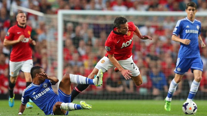 Robin van Persie takes a tumble
