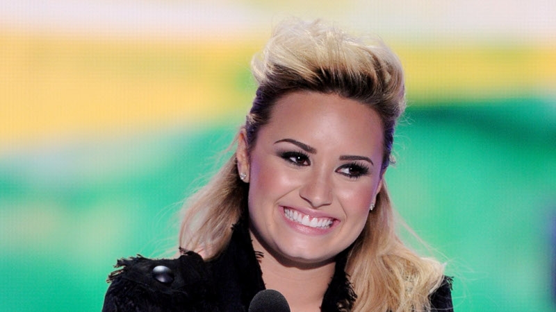 Demi Lovato has been confirmed for a role in Glee