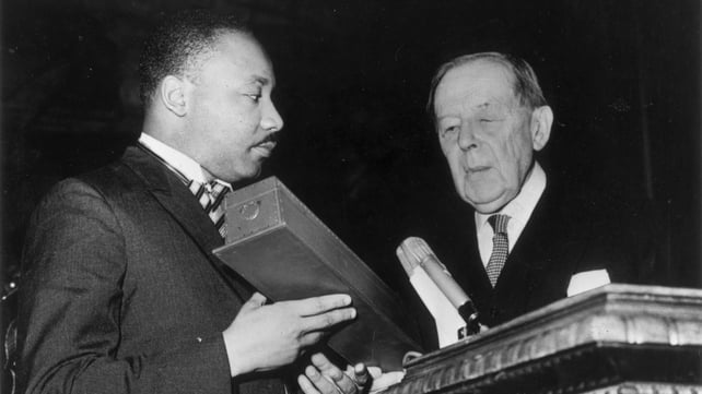 King is awarded the Nobel Peace Prize in 1964