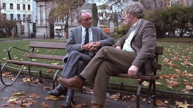 Writers Brian Friel and Mr Heaney pictured sitting in St Stephen's Green, Dublin in November 1982 (Pic: RTÉ Stills Library)