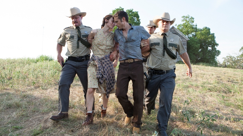 Mara and Affleck - crimes and passion