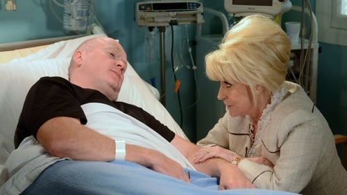 Peggy returns to see Phil in hospital