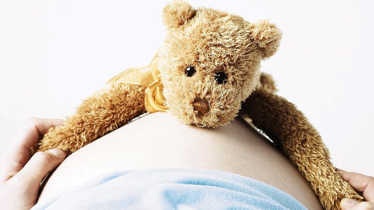 Maternity care: why moving to a fully public model is a good thing