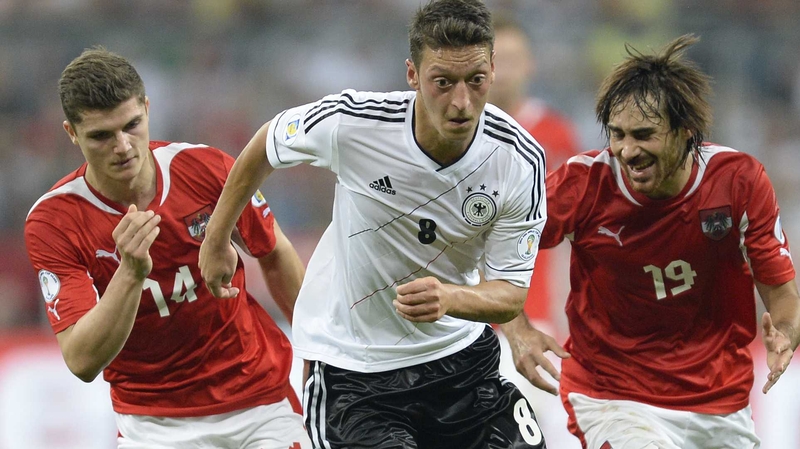Mesut Ozil: 'People know how professional I am and this is what counts'