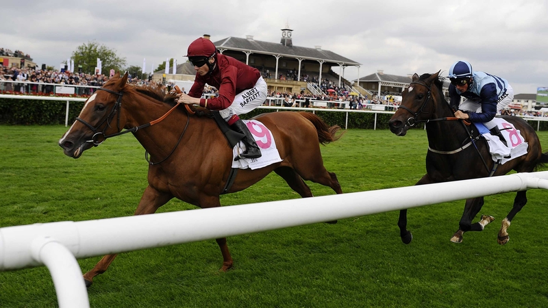 Jamie Spencer and The Lark push clear to win the Park Hill