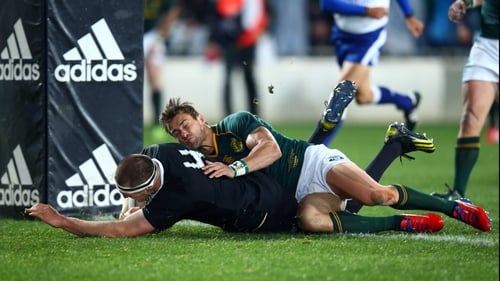 Brodie Retallick goes over fo an All Blacks try