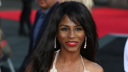 Sinitta reckons Simon Cowell will make a great dad