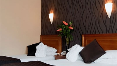 Springhill Court Hotel