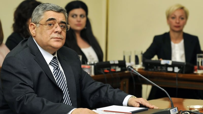 Nikos Michaloliakos has warned the party could pull its MPs from parliament if the crackdown does not stop