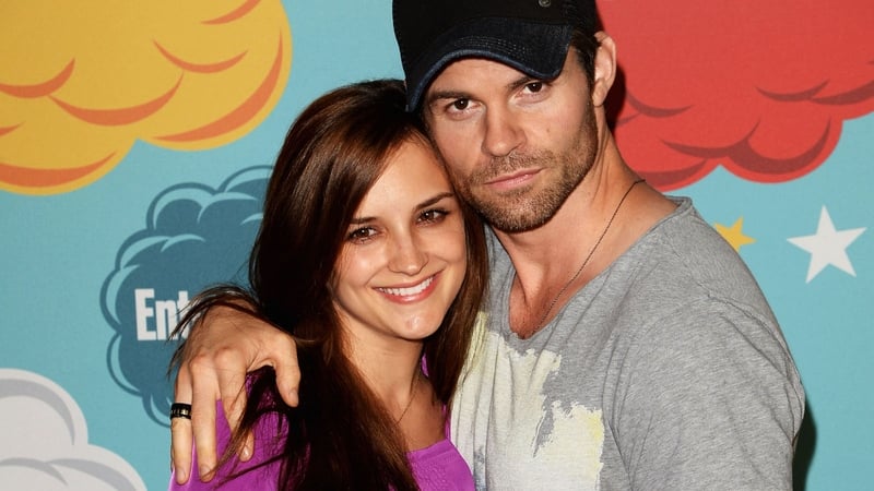 Rachel Leigh Cook and husband Daniel Gillies