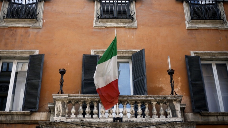 Today's bond auction result latest sign of improving confidence in Italy