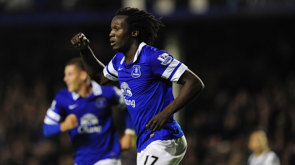 Romelu Lukaku is currently on loan at Everton but fancies a Chelsea return
