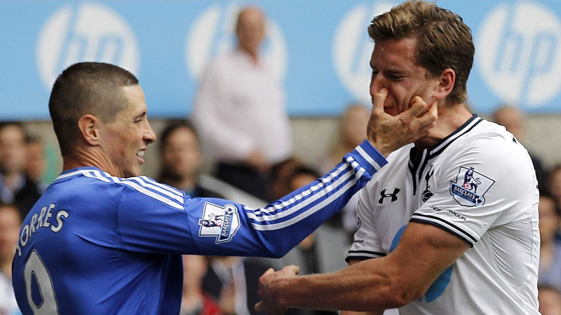Fernando Torres has escaped punhishment for scratching Jan Vertonghen