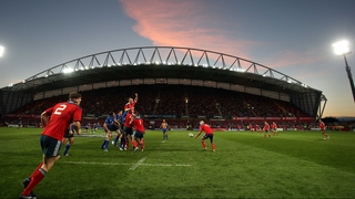 Paul O'Connell wins a lineout