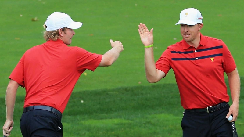 Brandt Snedeker (l) and Hunter Mahan