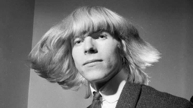 David Bowie: pictured some time before Ziggy played guitar