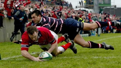 John Kelly touches down for a vital score
