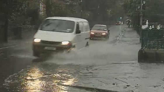 Thunderstorms in Dublin (2003)