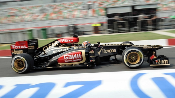 Lotus renews F1 engine deal with Renault