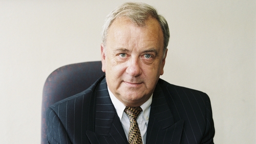 Former Fianna Fáil minister Noel Davern has died suddenly aged 67