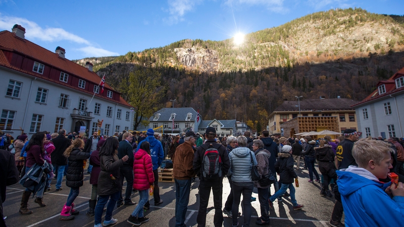 Crowds turned out in the main square in Rjukan to see the light shine down from the moutain
