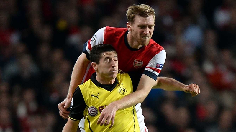 Per Mertesacker: 'It is difficult to play Dortmund, especially away from home, but we have to keep our confidence'