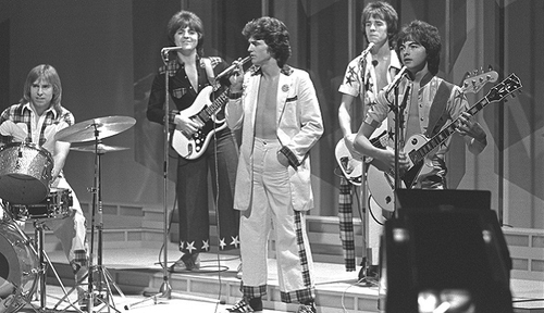 Les McKeown (centre) with the Bay City Rollers
