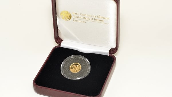New coin features elements typical of Irish medieval architecture
