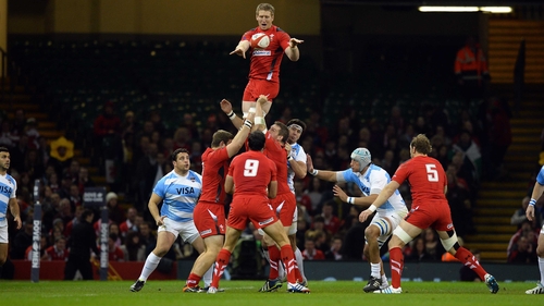 Dan Biggar climbs high for line-out ball
