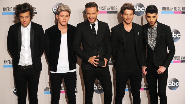 David Lewis Smith claims the One Direction release 'Night Changes' infringes his musical work and is seeking damages
