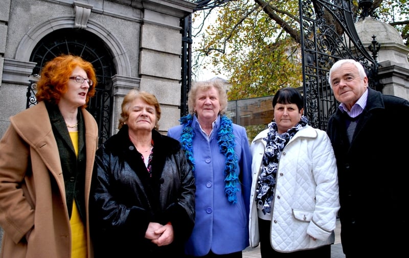 SOS Spokesperson Marie O’Connor with symphysiotomy survivors Vera McCardle, Ellen Moore and Marie and Billy Crean outside Leinster House