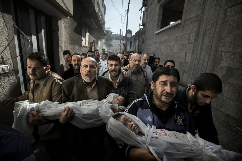 Gaza Burial, Gaza City, Palestinian Territories (Paul Hansen, Sweden, Dagens Nyheter)