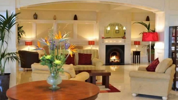 Riverside Hotel