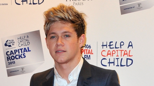 Niall Horan might have a kiss under the mistletoe this year!