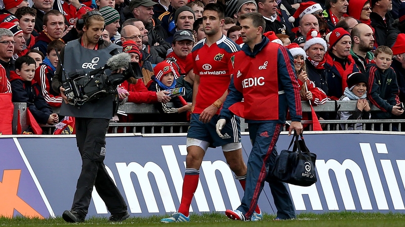 Conor Murray leaves the field injured and is a serious doubt for next weekend