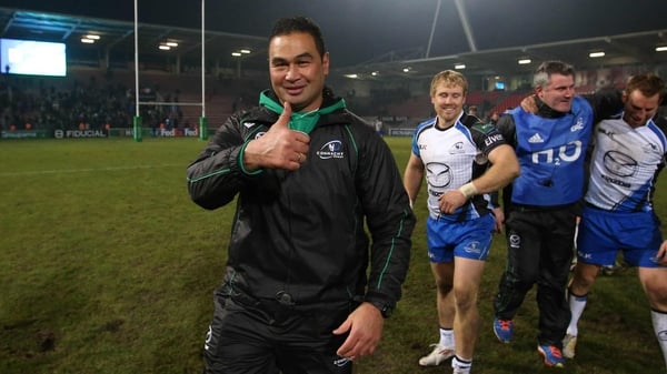 Connacht coach Pat Lam gives a thumbs up after full-time