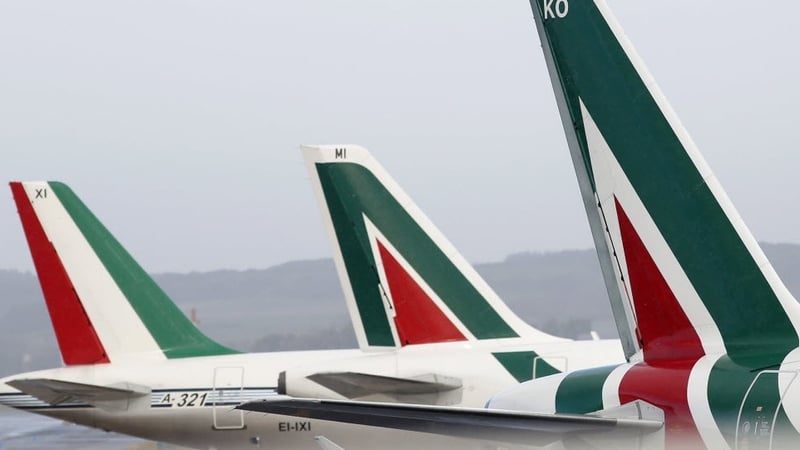 Alitalia has daily losses of around €700,000 and net debt of more than €800m