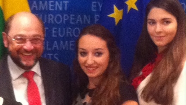Irish student Laura Hegarty (centre) is pictured with European Parliament President Martin Schulz (Pic: Paul Cunningham)