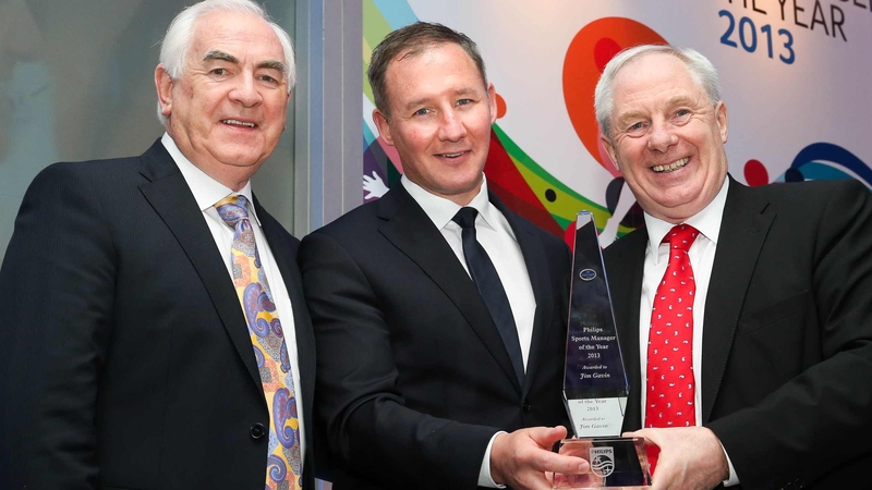 Jim Gavin collecting his award