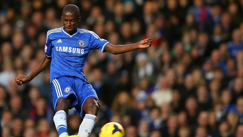 Ramires smashes home the winner for Chelsea as Jose Mourinho's side beat Crystal Palace 2-1