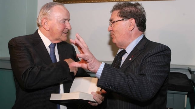 John Hume and Mr Reynolds at the launch of Albert Reynolds: My Autobiography, published by Transworld Ireland. The launch took place at the Royal College of Physicians, Dublin, in 2009 (Pic: James Horan/Photocall)