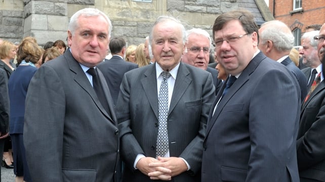Former taoisigh Ahern, Reynolds and Brian Cowen at the funeral of former attorney general Rory Brady in 2010 (Pic: Sasko Lazarov/Photocall)