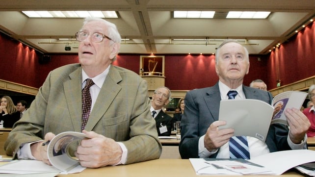 Former taoisigh Dr Garret Fitzgerald and Mr Reynolds attending a major conference on the economy hosted by the Institute of Public Administration at Dublin Castle in 2008 (Pic: Mark Stedman/Photocall)